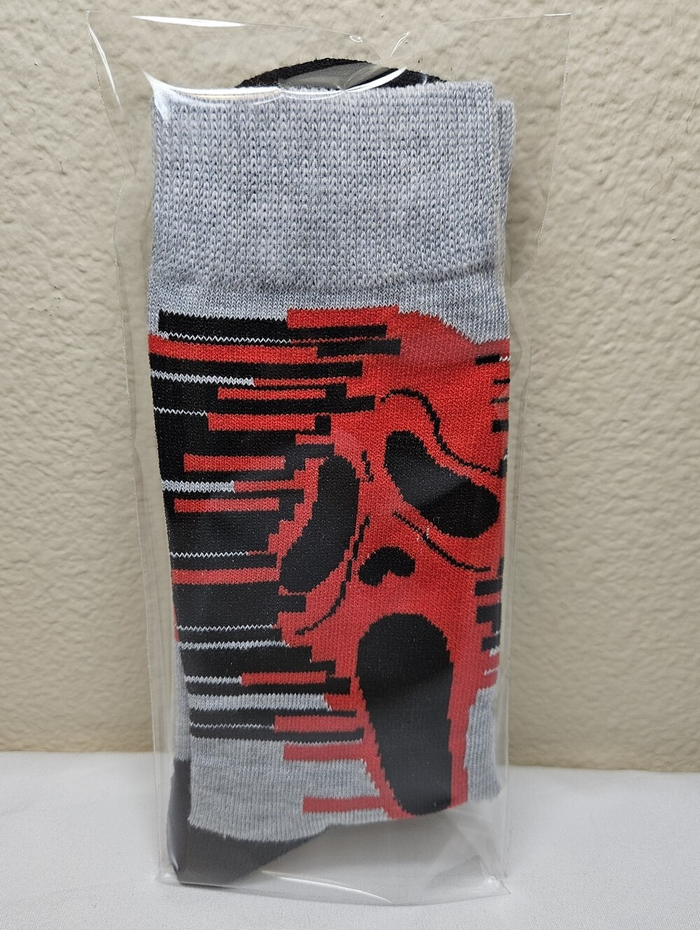 5/$20 Ghostface Graphic Men's Socks NEW